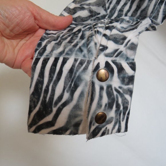 Mechant Zebra Motif Long Sleeves Button Up Collared Women’s Shirt XL - Picture 6 of 13